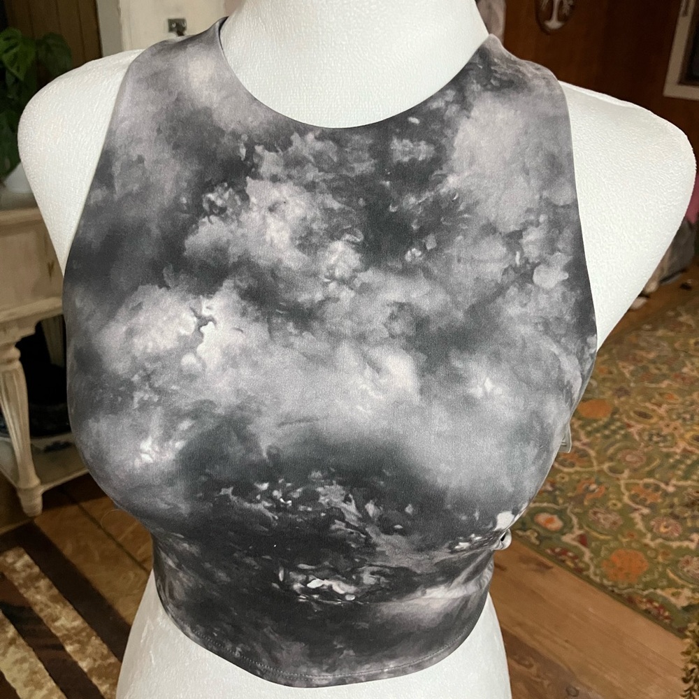 Athleta Cropped Tank With Built In Bra Size Small Women’s 075 - Picture 1 of 5